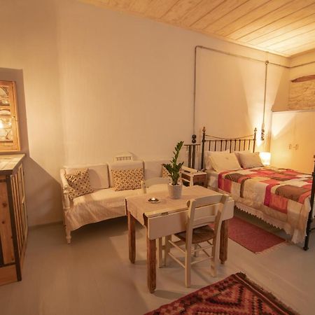 "Eirini" Traditional House Creta Archanes, Αρχάνες Σπίτι Bagian luar foto