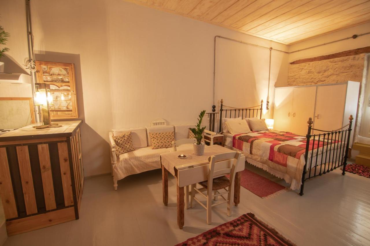"Eirini" Traditional House Creta Archanes, Αρχάνες Σπίτι Bagian luar foto